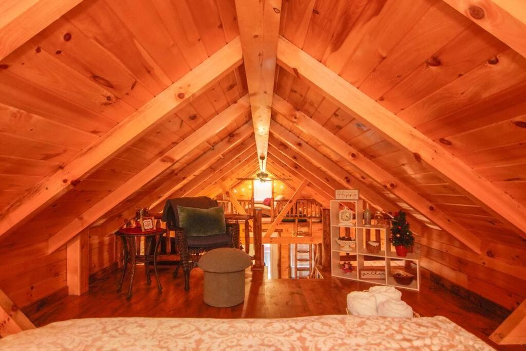 Charming Lakeview Cabin Near Geneva-On-The-Lake! Ashtabula Eksteriør billede