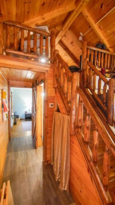Charming Lakeview Cabin Near Geneva-On-The-Lake! Ashtabula Eksteriør billede